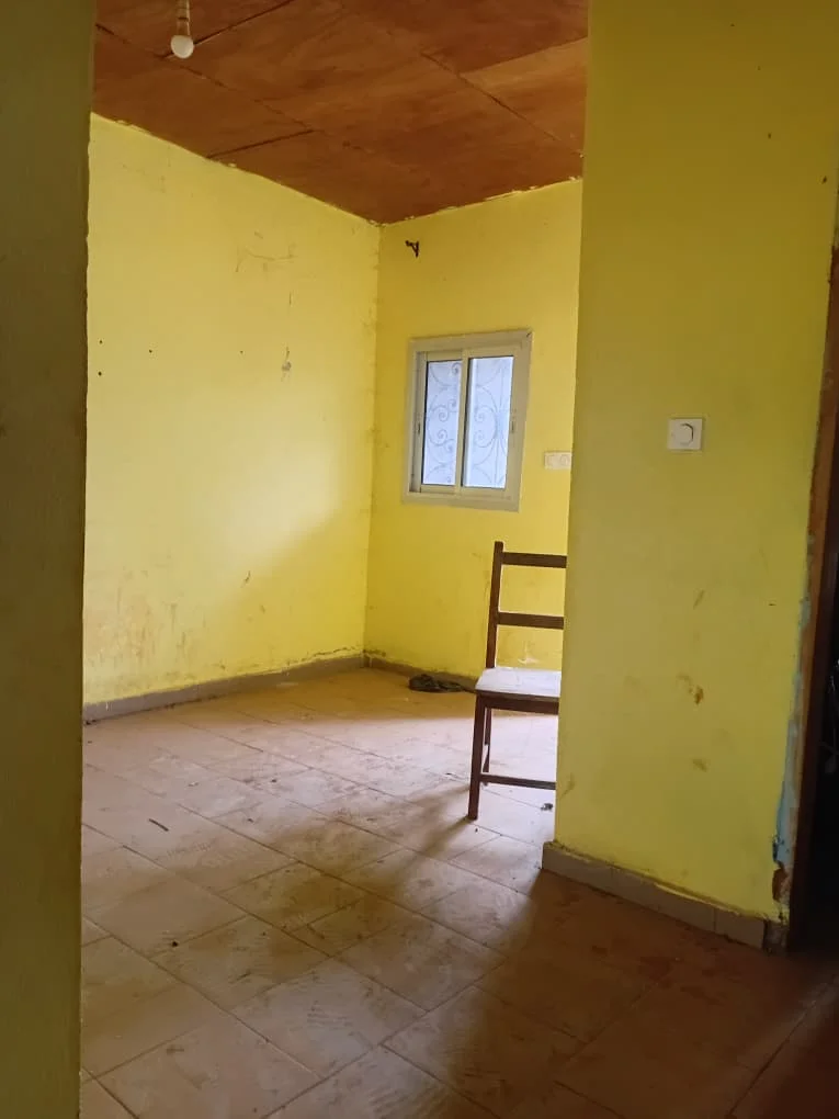 Studio moderne a mendong lieu dit eloumdem.