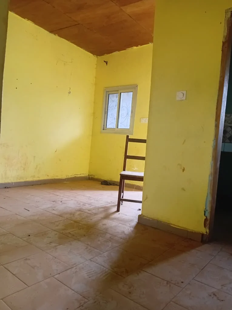Studio moderne a mendong lieu dit eloumdem. — photo 3